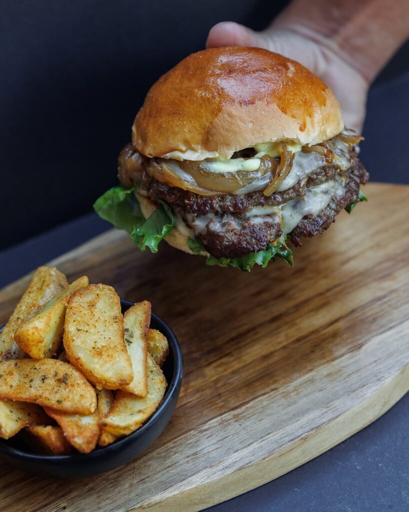 burger in santa teresa